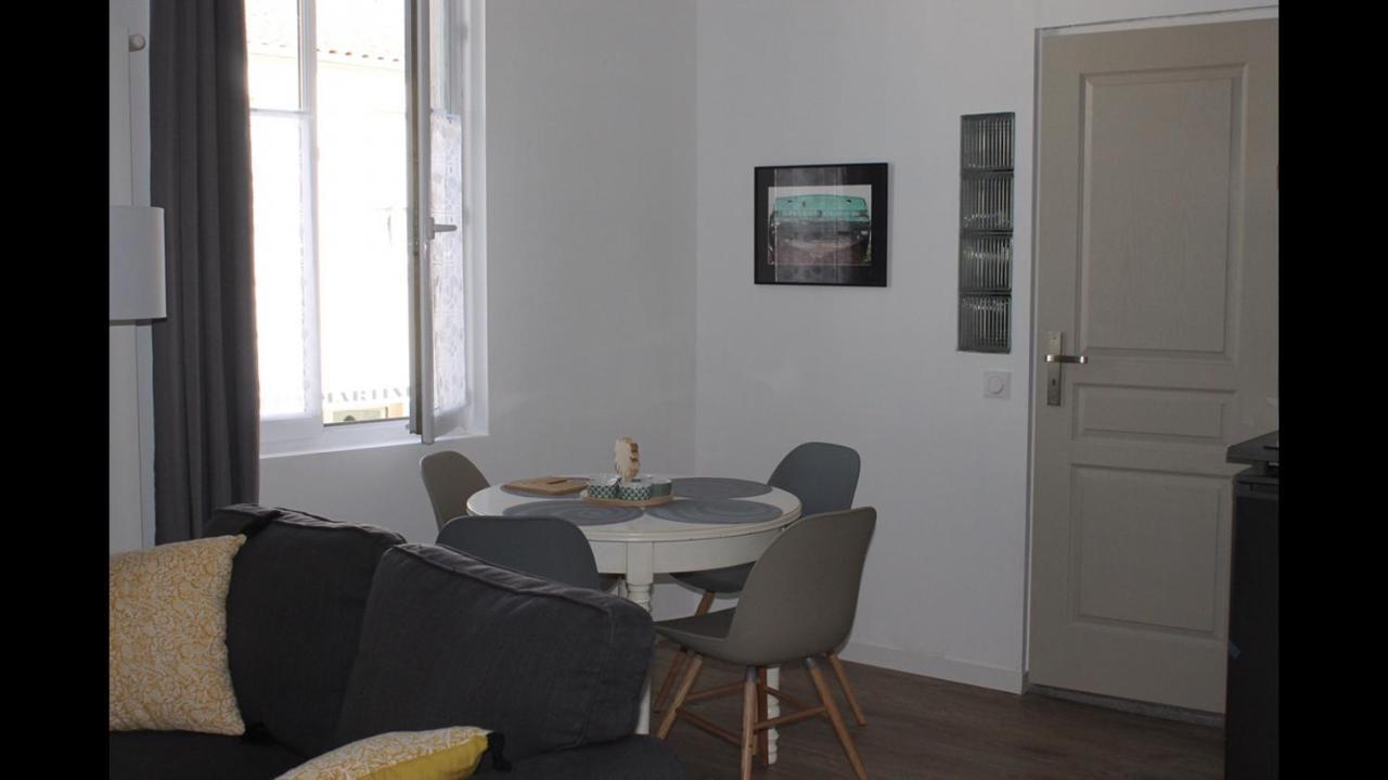 Residence Pasteur - Flyer Rochefort  Dış mekan fotoğraf